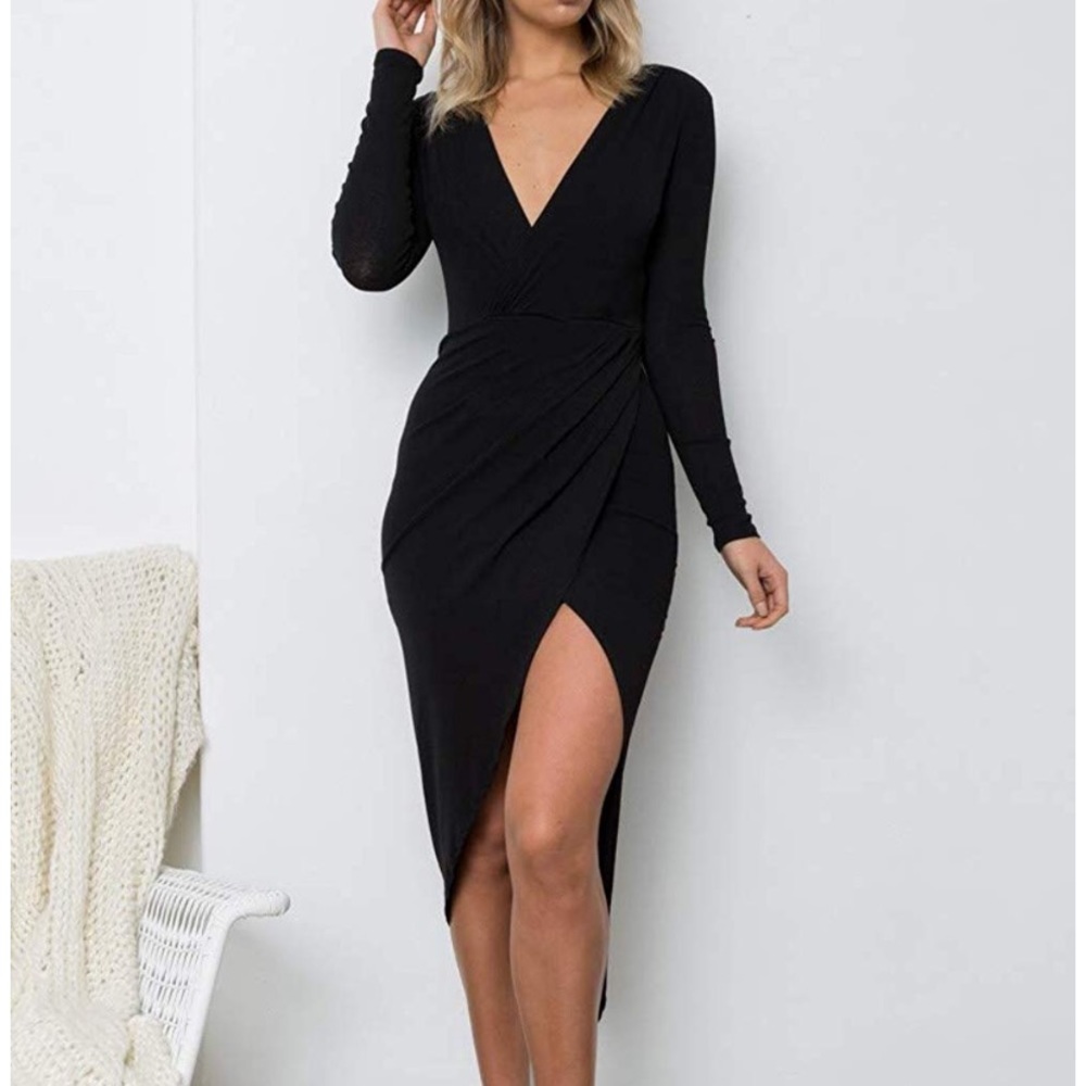 Black bombshell dress